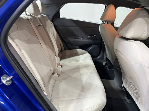 2021 Benzin Otomatik Hyundai Elantra Mavi Gürel Tasarım Aksesuar Otomotiv San. Tic. Ltd. Şti.