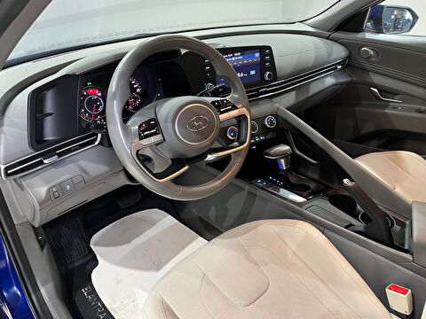 2021 Benzin Otomatik Hyundai Elantra Mavi Gürel Tasarım Aksesuar Otomotiv San. Tic. Ltd. Şti.