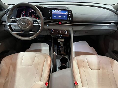 2021 Benzin Otomatik Hyundai Elantra Mavi Gürel Tasarım Aksesuar Otomotiv San. Tic. Ltd. Şti.