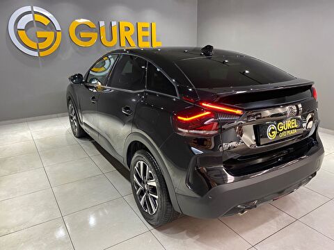 2024 Benzin Otomatik Citroen C4 Siyah Gürel Tasarım Aksesuar Otomotiv San. Tic. Ltd. Şti.