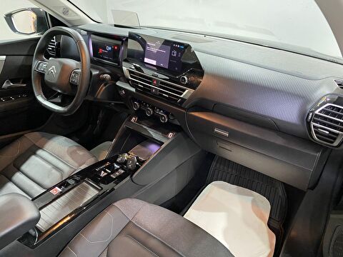 2024 Benzin Otomatik Citroen C4 Siyah Gürel Tasarım Aksesuar Otomotiv San. Tic. Ltd. Şti.