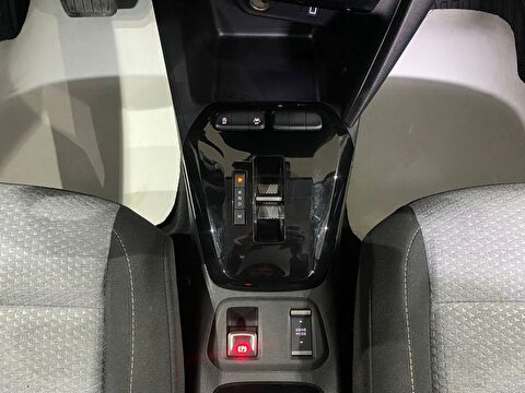 2025 Benzin Otomatik Opel Corsa Siyah Gürel Tasarım Aksesuar Otomotiv San. Tic. Ltd. Şti.