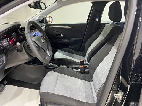2025 Benzin Otomatik Opel Corsa Siyah Gürel Tasarım Aksesuar Otomotiv San. Tic. Ltd. Şti.