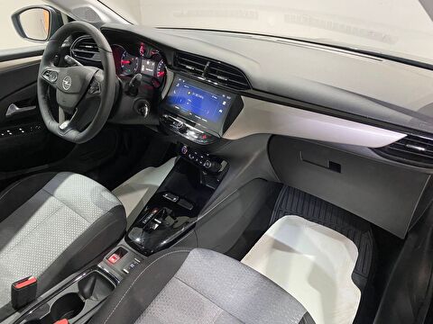 2025 Benzin Otomatik Opel Corsa Siyah Gürel Tasarım Aksesuar Otomotiv San. Tic. Ltd. Şti.