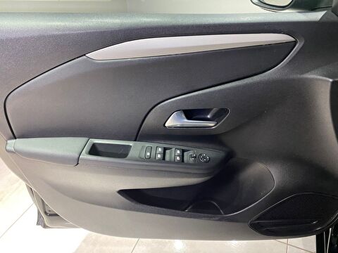 2025 Benzin Otomatik Opel Corsa Siyah Gürel Tasarım Aksesuar Otomotiv San. Tic. Ltd. Şti.