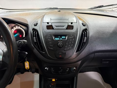 2021 Dizel Manuel Ford Tourneo Courier Beyaz Gürel Tasarım Aksesuar Otomotiv San. Tic. Ltd. Şti.