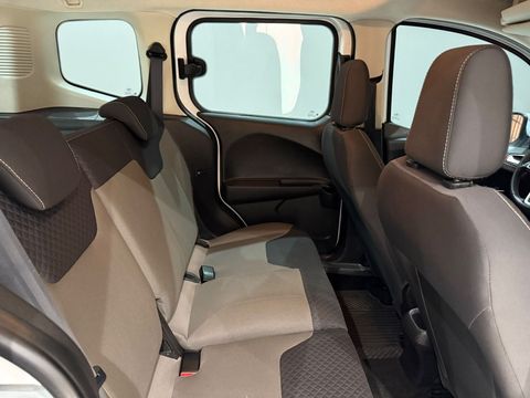2021 Dizel Manuel Ford Tourneo Courier Beyaz Gürel Tasarım Aksesuar Otomotiv San. Tic. Ltd. Şti.