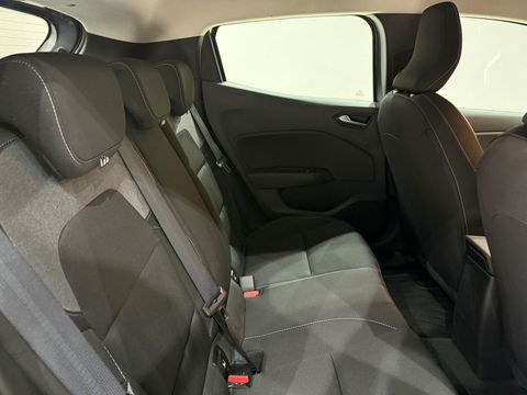2025 Benzin Otomatik Renault Clio Gri Gürel Tasarım Aksesuar Otomotiv San. Tic. Ltd. Şti.