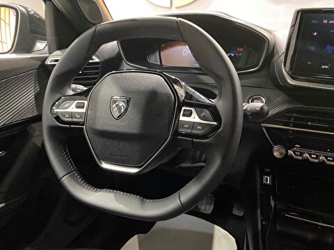 2025 Benzin Otomatik Peugeot 2008 Mavi Gürel Tasarım Aksesuar Otomotiv San. Tic. Ltd. Şti.