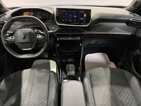 2025 Benzin Otomatik Peugeot 2008 Mavi Gürel Tasarım Aksesuar Otomotiv San. Tic. Ltd. Şti.