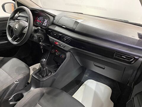 TaksitliOto.Net | 2.El Renault Taliant Sedan 1.0 SCE Joy | Manuel & Benzin | Beyaz | İzmir.2el 2022 Benzin Manuel Renault Taliant Beyaz Gürel Tasarım Aksesuar Otomotiv San. Tic. Ltd. Şti.