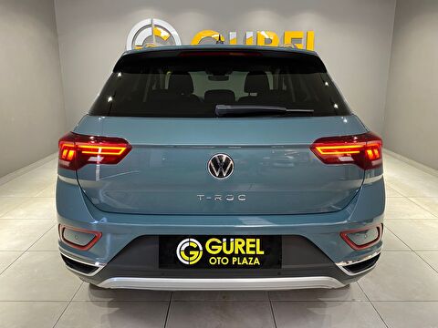 2022 Benzin Otomatik Volkswagen T-Roc Mavi Gürel Tasarım Aksesuar Otomotiv San. Tic. Ltd. Şti.