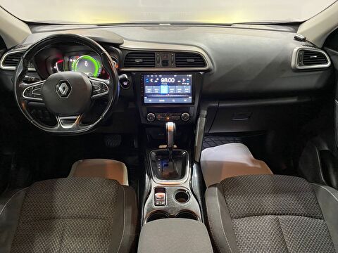 2017 Dizel Otomatik Renault Kadjar Mavi Gürel Tasarım Aksesuar Otomotiv San. Tic. Ltd. Şti.