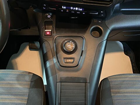 2023 Dizel Otomatik Opel Combo Gri Gürel Tasarım Aksesuar Otomotiv San. Tic. Ltd. Şti.