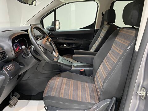 2023 Dizel Otomatik Opel Combo Gri Gürel Tasarım Aksesuar Otomotiv San. Tic. Ltd. Şti.