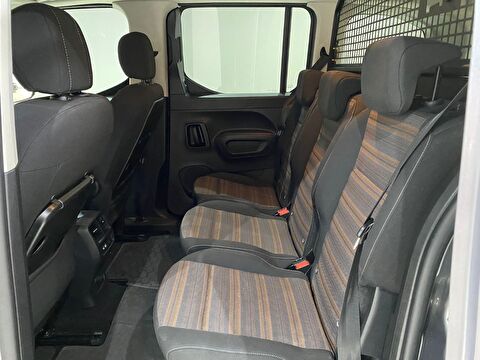 2023 Dizel Otomatik Opel Combo Gri Gürel Tasarım Aksesuar Otomotiv San. Tic. Ltd. Şti.