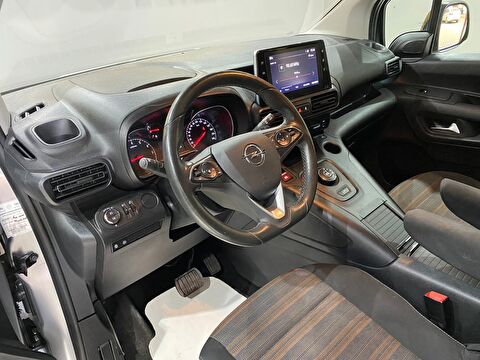 2023 Dizel Otomatik Opel Combo Gri Gürel Tasarım Aksesuar Otomotiv San. Tic. Ltd. Şti.