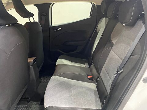 2024 Benzin Otomatik Renault Clio Beyaz Gürel Tasarım Aksesuar Otomotiv San. Tic. Ltd. Şti.