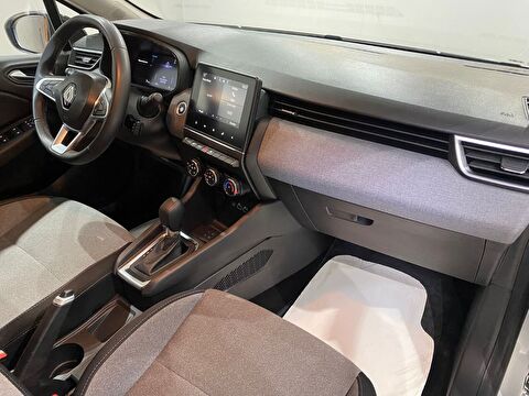 2024 Benzin Otomatik Renault Clio Beyaz Gürel Tasarım Aksesuar Otomotiv San. Tic. Ltd. Şti.