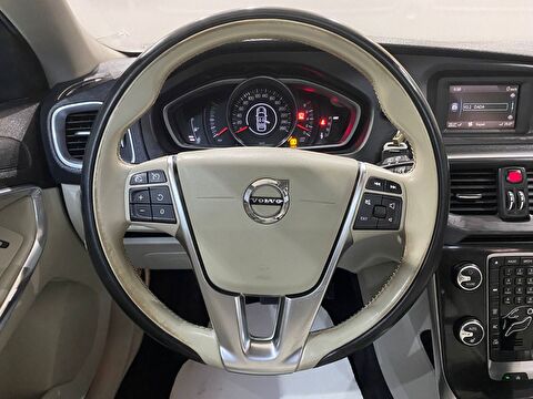 2018 Benzin Otomatik Volvo V40 Beyaz Gürel Tasarım Aksesuar Otomotiv San. Tic. Ltd. Şti.