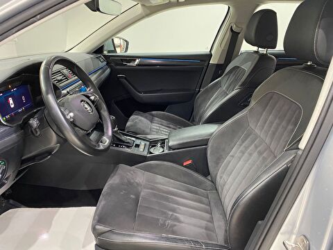 2022 Benzin Otomatik Skoda Superb Gri Gürel Tasarım Aksesuar Otomotiv San. Tic. Ltd. Şti.