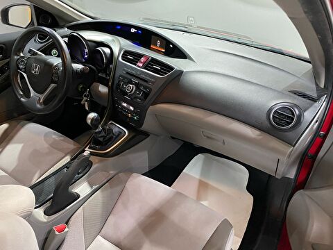 2014 Dizel Manuel Honda Civic Kırmızı Gürel Tasarım Aksesuar Otomotiv San. Tic. Ltd. Şti.