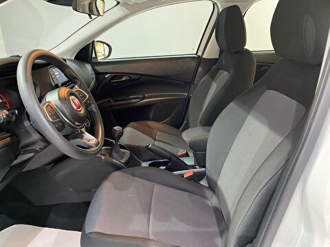 2024 Dizel Manuel Fiat Egea Beyaz Gürel Tasarım Aksesuar Otomotiv San. Tic. Ltd. Şti.