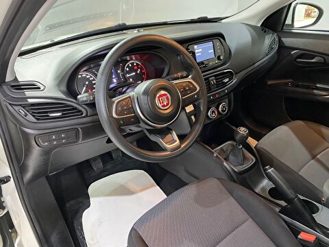 2024 Dizel Manuel Fiat Egea Beyaz Gürel Tasarım Aksesuar Otomotiv San. Tic. Ltd. Şti.