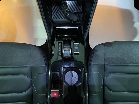 2023 Benzin Otomatik Citroen C4 Beyaz Gürel Tasarım Aksesuar Otomotiv San. Tic. Ltd. Şti.