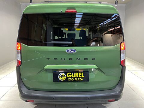 2024 Dizel Manuel Ford Tourneo Courier Yeşil Gürel Tasarım Aksesuar Otomotiv San. Tic. Ltd. Şti.