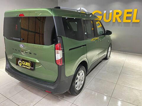 2024 Dizel Manuel Ford Tourneo Courier Yeşil Gürel Tasarım Aksesuar Otomotiv San. Tic. Ltd. Şti.