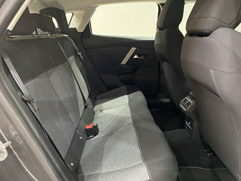 2022 Benzin Otomatik Citroen C4 Gri Gürel Tasarım Aksesuar Otomotiv San. Tic. Ltd. Şti.