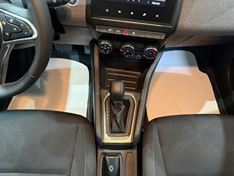 2025 Benzin Otomatik Renault Clio Gri Gürel Tasarım Aksesuar Otomotiv San. Tic. Ltd. Şti.