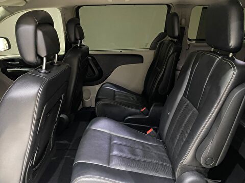 2013 Dizel Otomatik Lancia Voyager Gri Gürel Tasarım Aksesuar Otomotiv San. Tic. Ltd. Şti.