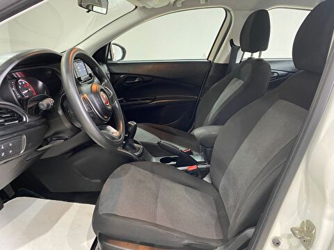 2023 Dizel Manuel Fiat Egea Beyaz Gürel Tasarım Aksesuar Otomotiv San. Tic. Ltd. Şti.