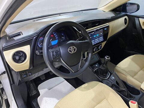 2016 Benzin Manuel Toyota Corolla Beyaz Gürel Tasarım Aksesuar Otomotiv San. Tic. Ltd. Şti.