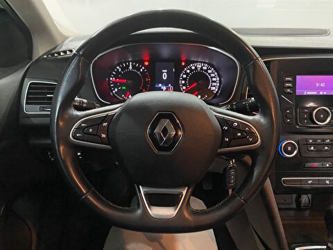 2021 Dizel Otomatik Renault Megane Beyaz Gürel Tasarım Aksesuar Otomotiv San. Tic. Ltd. Şti.