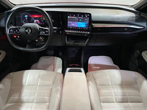 2024 Elektrik Otomatik Renault Megane E-Tech Kırmızı Gürel Tasarım Aksesuar Otomotiv San. Tic. Ltd. Şti.