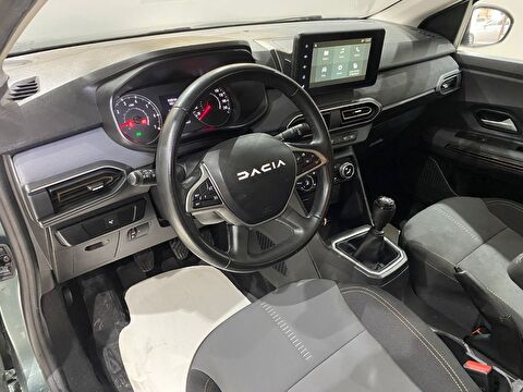 2023 Benzin Manuel Dacia Jogger Yeşil Gürel Tasarım Aksesuar Otomotiv San. Tic. Ltd. Şti.