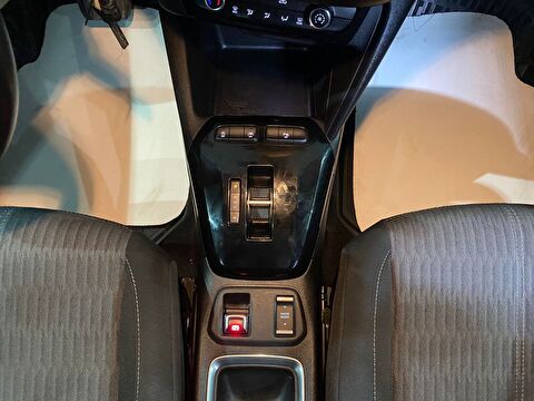 2023 Benzin Otomatik Opel Corsa Kırmızı Gürel Tasarım Aksesuar Otomotiv San. Tic. Ltd. Şti.