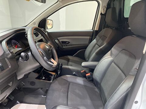 2024 Dizel Manuel Renault Express Beyaz Gürel Tasarım Aksesuar Otomotiv San. Tic. Ltd. Şti.
