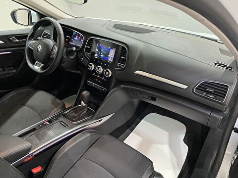 2025 Dizel Otomatik Renault Megane Beyaz Gürel Tasarım Aksesuar Otomotiv San. Tic. Ltd. Şti.