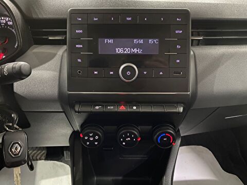 2022 Benzin Otomatik Renault Clio Beyaz Gürel Tasarım Aksesuar Otomotiv San. Tic. Ltd. Şti.