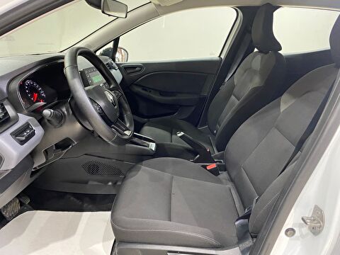 2022 Benzin Otomatik Renault Clio Beyaz Gürel Tasarım Aksesuar Otomotiv San. Tic. Ltd. Şti.