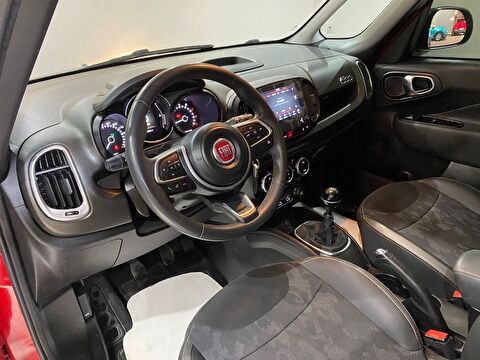 2021 Benzin Manuel Fiat 500 L Kırmızı Gürel Tasarım Aksesuar Otomotiv San. Tic. Ltd. Şti.