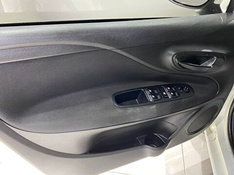 2016 Benzin Manuel Fiat Punto Beyaz Gürel Tasarım Aksesuar Otomotiv San. Tic. Ltd. Şti.