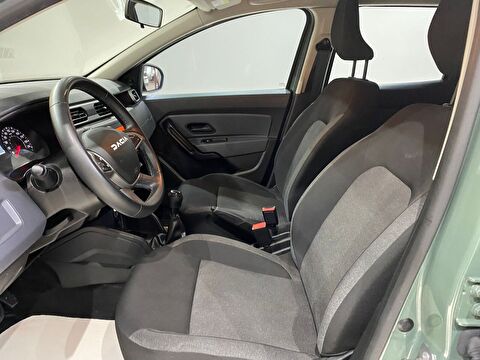 2023 Dizel Manuel Dacia Duster Yeşil Gürel Tasarım Aksesuar Otomotiv San. Tic. Ltd. Şti.