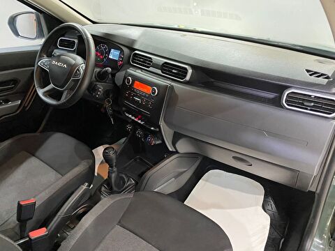 2023 Dizel Manuel Dacia Duster Yeşil Gürel Tasarım Aksesuar Otomotiv San. Tic. Ltd. Şti.