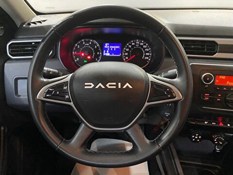 2023 Dizel Manuel Dacia Duster Yeşil Gürel Tasarım Aksesuar Otomotiv San. Tic. Ltd. Şti.