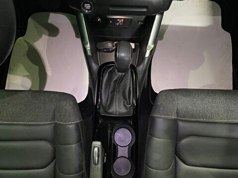 2022 Benzin Otomatik Citroen C3 AirCross Beyaz Gürel Tasarım Aksesuar Otomotiv San. Tic. Ltd. Şti.